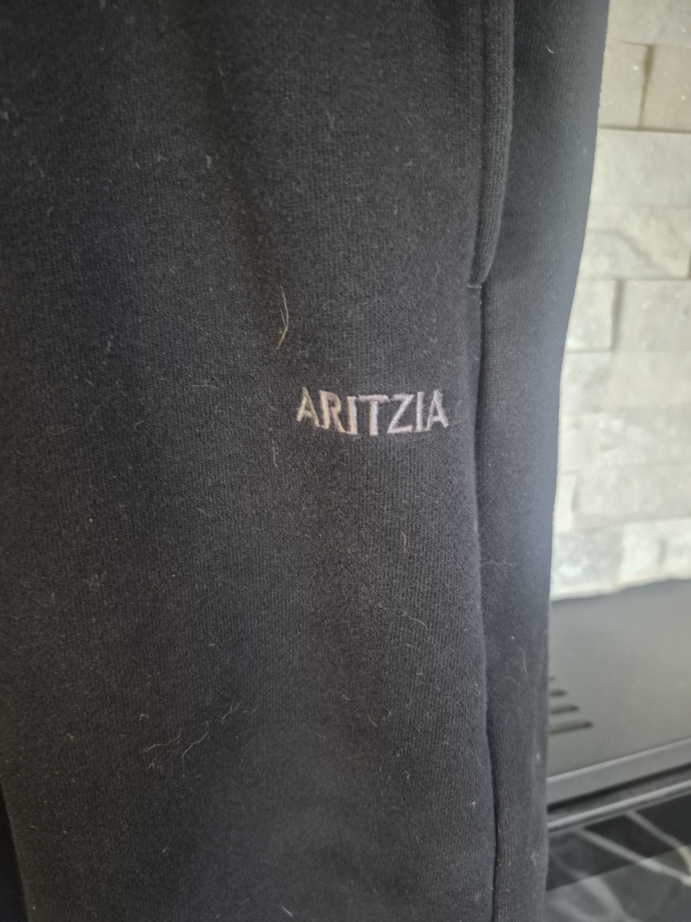 Aritizia Womens Black Wide Leg Sweatpants - Picture 2 of 4
